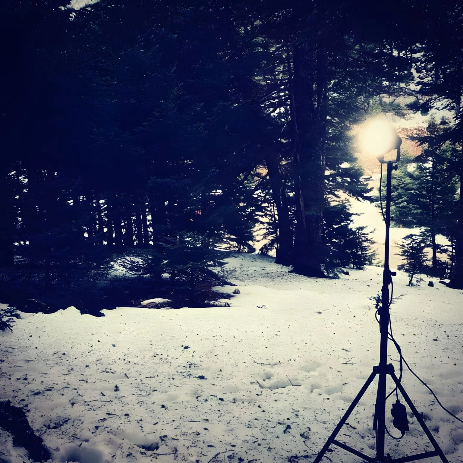 Advert Shooting Snowy Mountain B