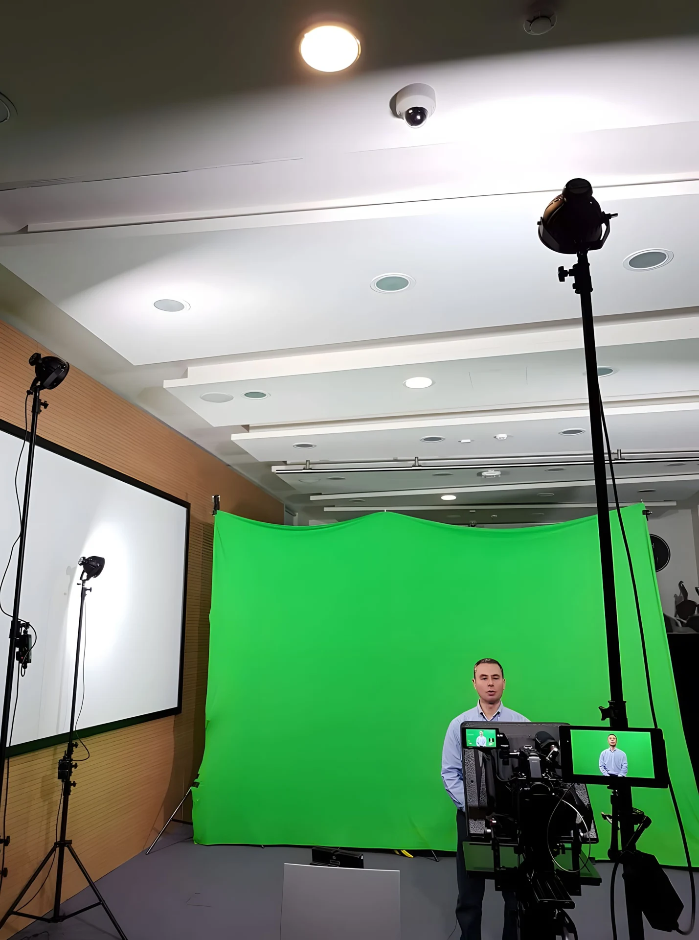 Green Screen A2